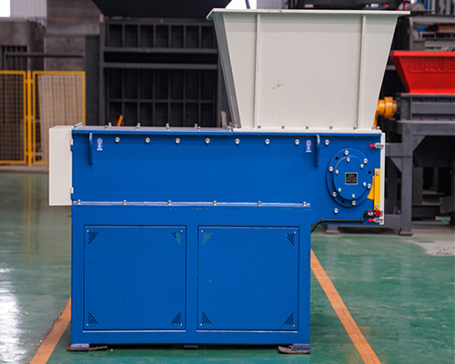 Single Shaft Shredder Machine